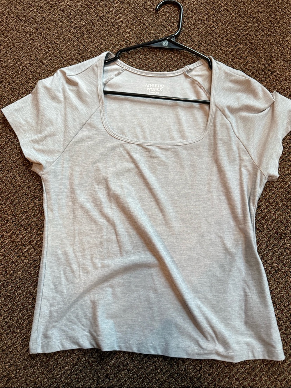Athletic Works Women's Heather Light Gray Scoop Neck Short Sleeve Tee